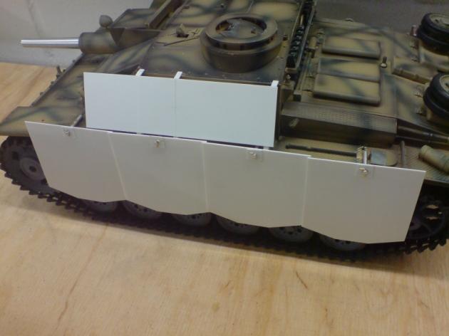 Swing skirts (force field modification)  StuG III