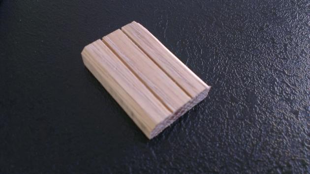 Scale jack wood spacer